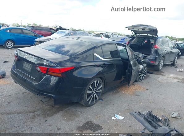 1N4BL4CV0MN302109 2021 NISSAN ALTIMA Black Задня права чверть