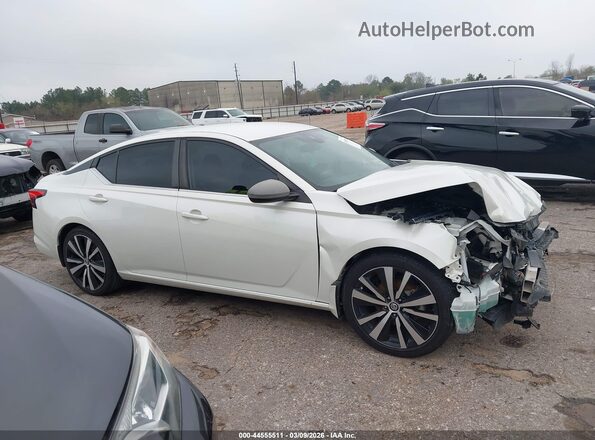 1N4BL4CV1LC175297 2020 NISSAN ALTIMA White Vista interior trasera