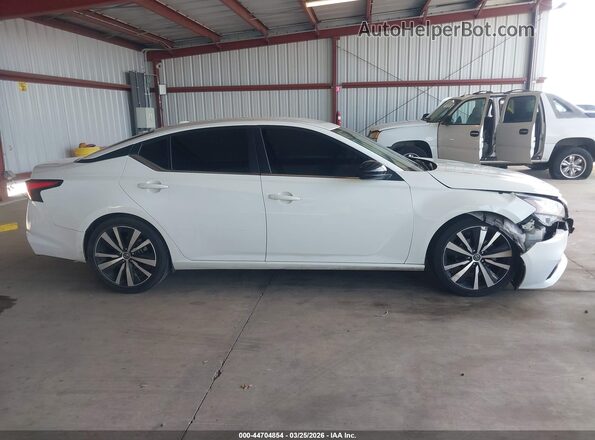 1N4BL4CV4LC222645 2020 NISSAN ALTIMA Белый Вид задней части салона