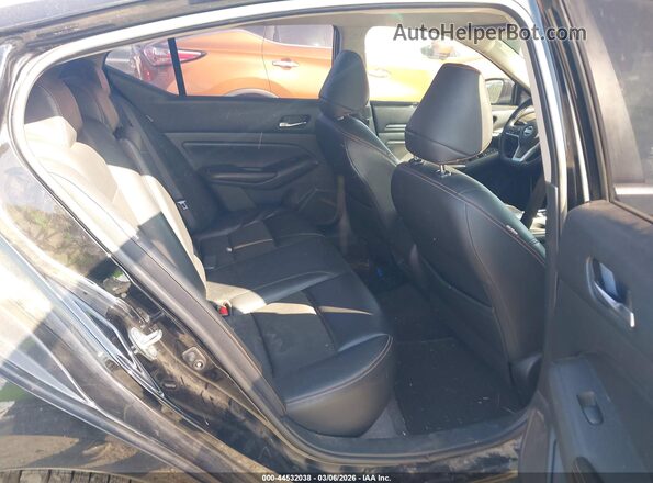 1N4BL4CV5MN376237 2021 NISSAN ALTIMA Black VIN կոդի պիտակի տեսք
