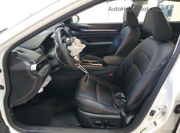 1N4BL4CV5PN302580 2023 NISSAN ALTIMA Белый Вид салона спереди