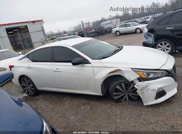 1N4BL4CV9MN345170 2021 NISSAN ALTIMA White სალონის 360-გრადუსიანი ხედი