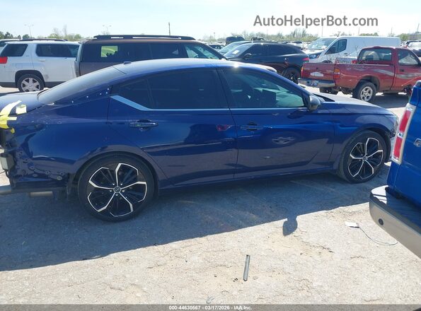 1N4BL4CV9RN352403 2024 NISSAN ALTIMA Blue Սալոնի 360 աստիճան տեսք