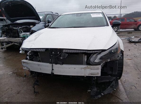 1N4BL4CW1RN304144 2024 NISSAN ALTIMA White 