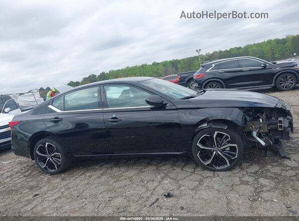 1N4BL4CW2RN390208 2024 NISSAN ALTIMA Black 