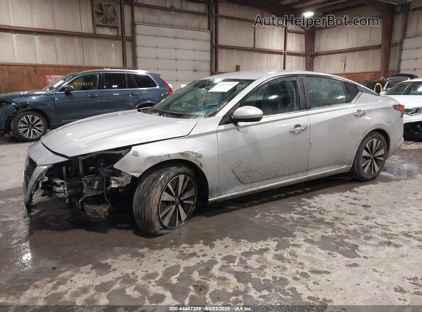 1N4BL4DV2MN416725 2021 NISSAN ALTIMA Серебряный Передняя левая четверть