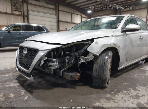 1N4BL4DV2MN416725 2021 NISSAN ALTIMA Серебряный Вид спереди