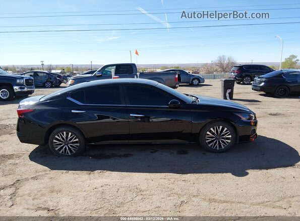 1N4BL4DV2PN366218 2023 NISSAN ALTIMA Black Вид задньої частини салону