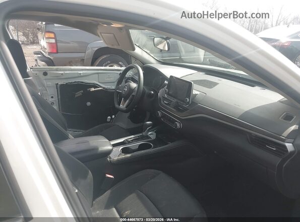1N4BL4DV3PN380130 2023 NISSAN ALTIMA White Front interior view