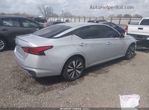 1N4BL4DV4MN343387 2021 NISSAN ALTIMA Серебряный Задняя правая четверть