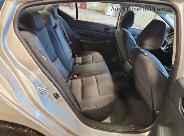 1N4BL4DV4RN390829 2024 NISSAN ALTIMA Silver 