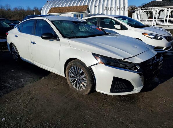 1N4BL4DV8RN354366 2024 NISSAN ALTIMA White 