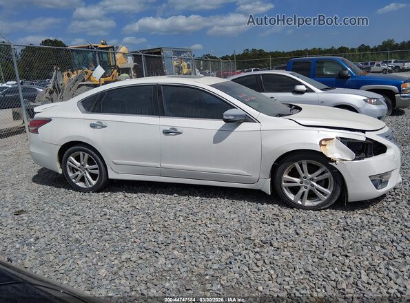 1N4BL4DV9MN374666 2021 NISSAN ALTIMA White 