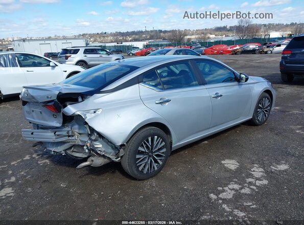 1N4BL4DV9RN377073 2024 NISSAN ALTIMA Silver Trasero derecho