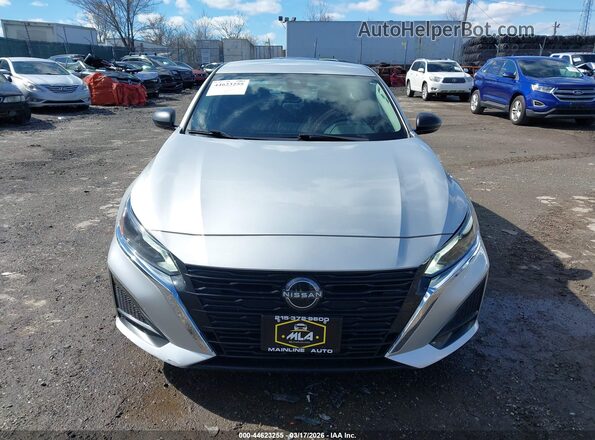 1N4BL4DV9RN377073 2024 NISSAN ALTIMA Silver Vista del cuadro de instrumentos