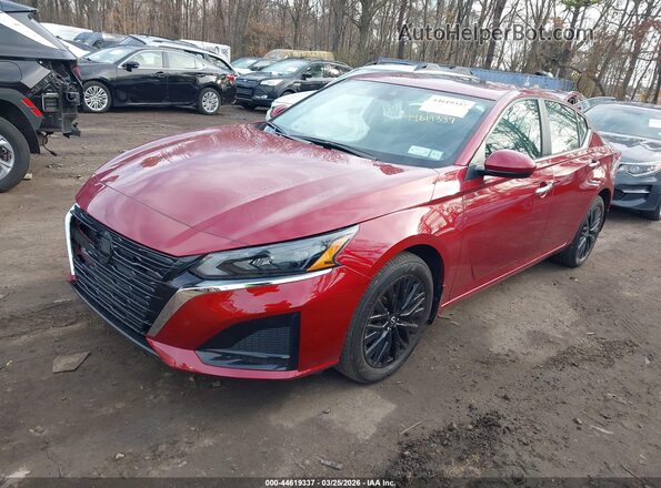 1N4BL4DW3SN387905 2025 NISSAN ALTIMA Red Առջևի ձախ երեք քառորդ տեսարան