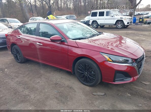 1N4BL4DW3SN387905 2025 NISSAN ALTIMA Red Սալոնի հետևի տեսք