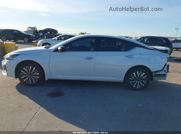 1N4BL4DW5RN404715 2024 NISSAN ALTIMA White 