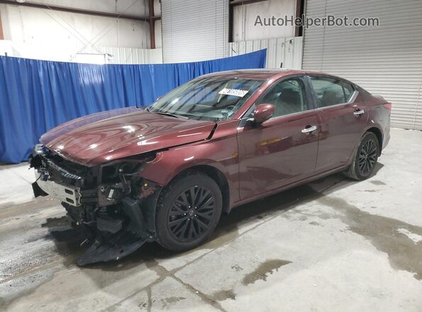 1N4BL4DW8SN375720 2025 NISSAN ALTIMA Maroon Панорамний вид салону 360°