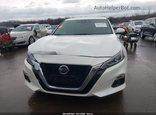 1N4BL4EW2KC183090 2019 NISSAN ALTIMA White Instrument cluster view