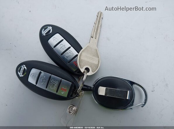 1N4BZ0CP4HC301992 2017 NISSAN LEAF Silver Вид панелі приладів