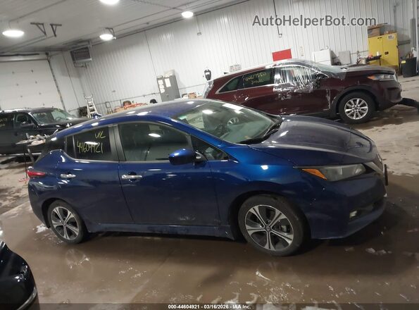1N4BZ1CV3MC553473 2021 NISSAN LEAF Blue Vista interior trasera