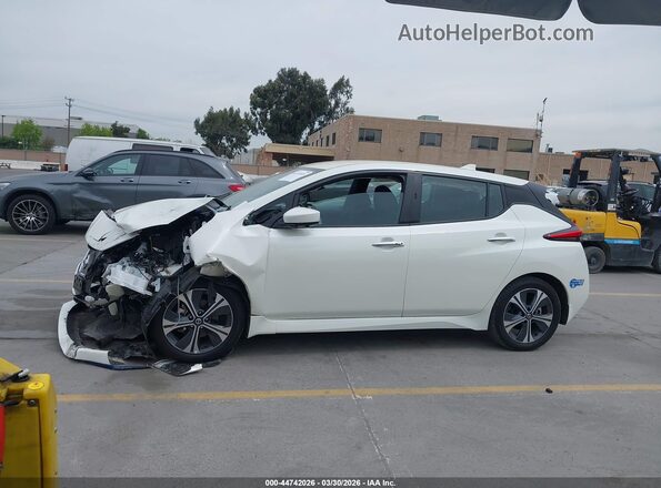 1N4BZ1CV4MC556432 2021 NISSAN LEAF White Widok wnętrza 360 stopni