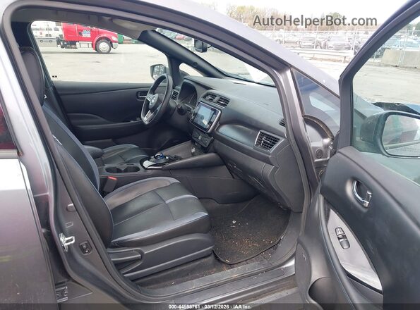 1N4BZ1DP2LC305049 2020 NISSAN LEAF Серый Вид салона спереди