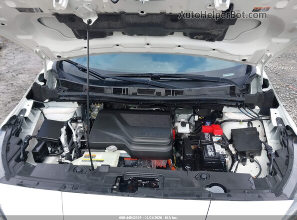 1N4CZ1CV1RC551815 2024 NISSAN LEAF White Вид ззаду