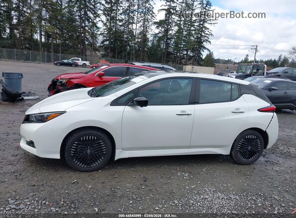 1N4CZ1CV1RC551815 2024 NISSAN LEAF White 