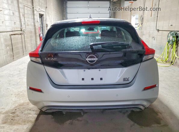1N4CZ1CV5RC554166 2024 NISSAN LEAF Silver 