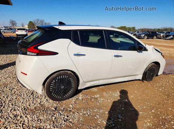 1N4CZ1CV6PC560619 2023 NISSAN LEAF Белый Задняя правая четверть
