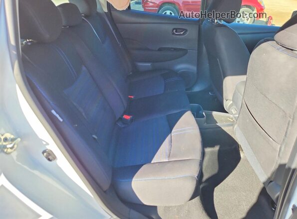 1N4CZ1CV6PC560619 2023 NISSAN LEAF Белый Вид задней части салона
