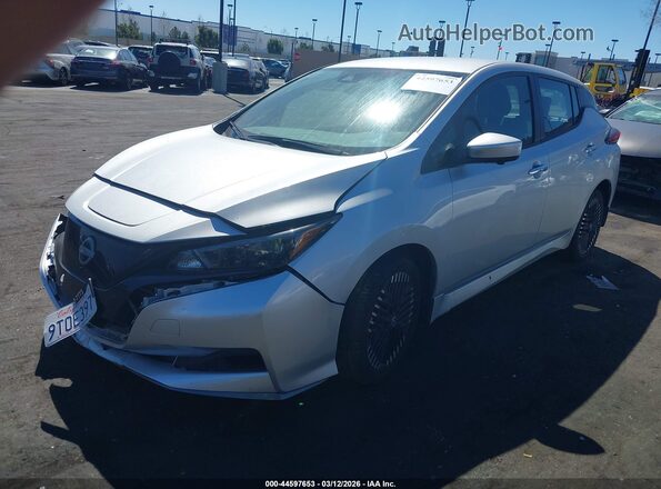 1N4CZ1CVXPC558338 2023 NISSAN LEAF Silver Front left