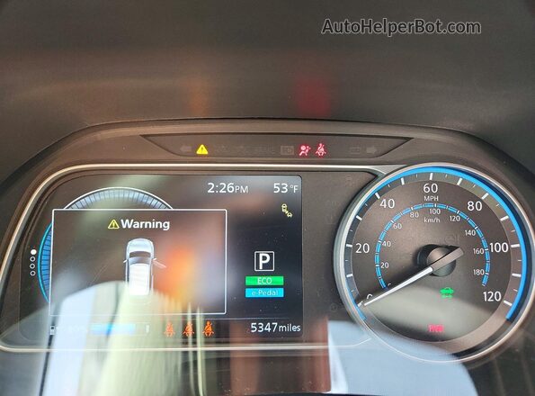 1N4CZ1CVXRC554826 2024 NISSAN LEAF Белый Вид щитка приборов