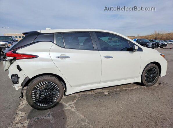1N4CZ1CVXRC554826 2024 NISSAN LEAF Белый Задняя правая четверть