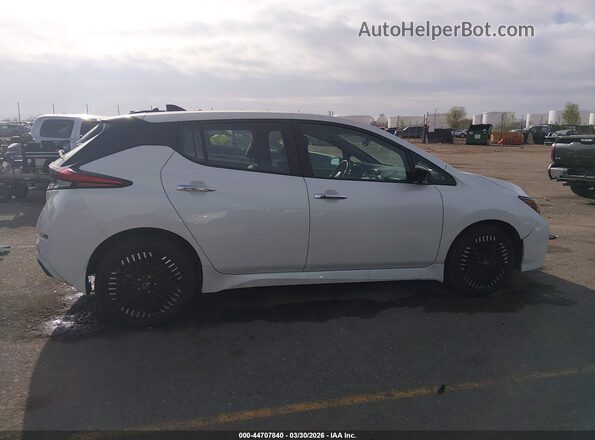 1N4CZ1CVXSC564276 2025 NISSAN LEAF Белый Панорамный вид салона 360°