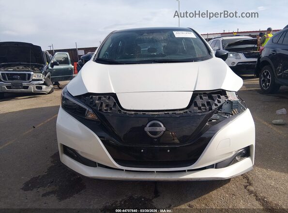 1N4CZ1CVXSC564276 2025 NISSAN LEAF Белый Вид задней части салона