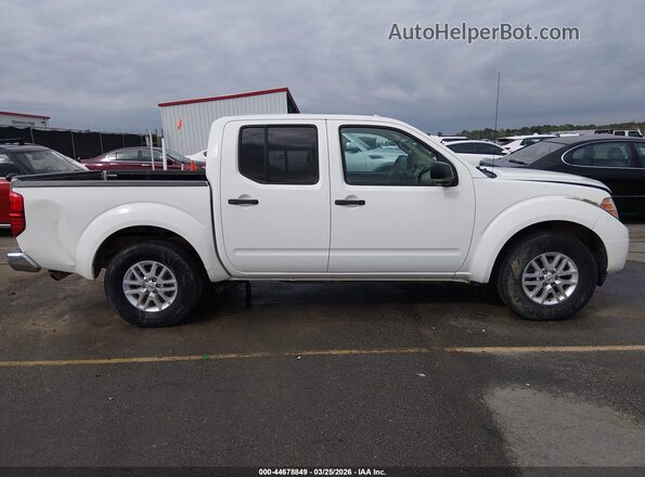 1N6AD0ER2GN775149 2016 NISSAN FRONTIER White Вид задньої частини салону