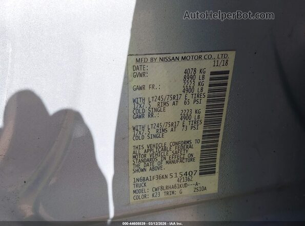 1N6BA1F36KN515407 2019 NISSAN TITAN XD Silver Widok komory silnika