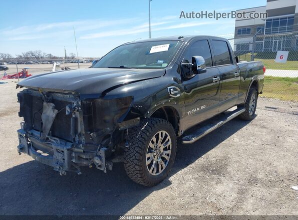 1N6BA1F40JN543646 2018 NISSAN TITAN XD Черный Передняя левая четверть