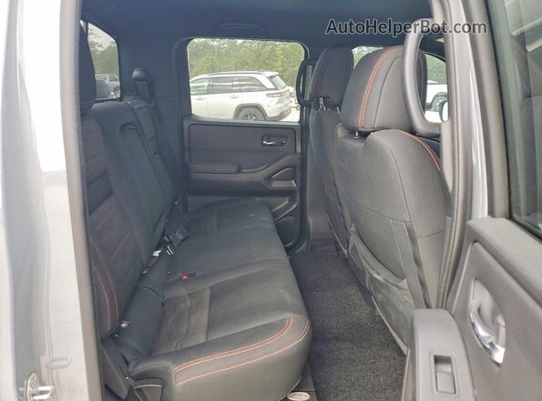 1N6ED1EJ2NN632989 2022 NISSAN FRONTIER Gray Widok tylnych siedzeń
