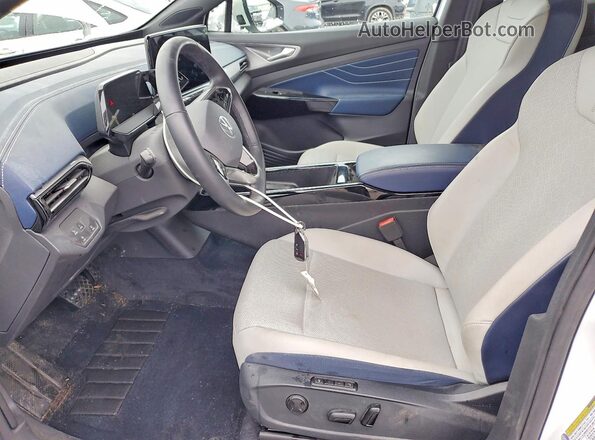 1V25MPE86RC014724 2024 VOLKSWAGEN ID.4 White Front interior view