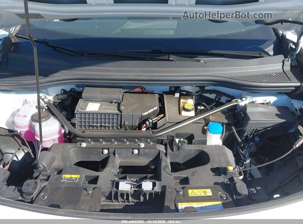 1V25MPE87RC010049 2024 VOLKSWAGEN ID.4 White Vista trasera
