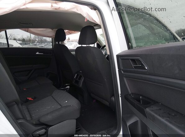 1V2AP2CA6KC590530 2019 VOLKSWAGEN ATLAS White Widok naklejki z numerem VIN
