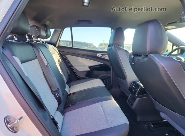 1V2BMPE81RC013614 2024 VOLKSWAGEN ID.4 White Widok wnętrza z tyłu