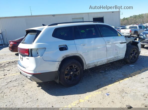1V2CR2CA0RC556841 2024 VOLKSWAGEN ATLAS White 