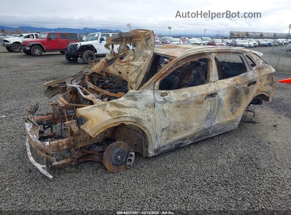1V2DSPE84RC018613 2024 VOLKSWAGEN ID.4 Beige Przód lewy