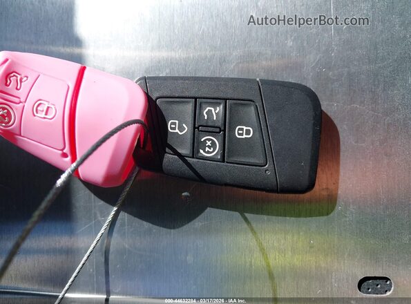 1V2FE2CA8PC205052 2023 VOLKSWAGEN ATLAS Red Առջևի վահանակի տեսք