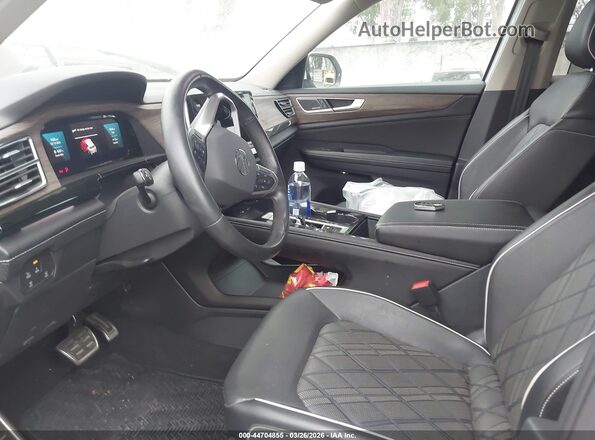 1V2FR2CA4RC569590 2024 VOLKSWAGEN ATLAS White 
